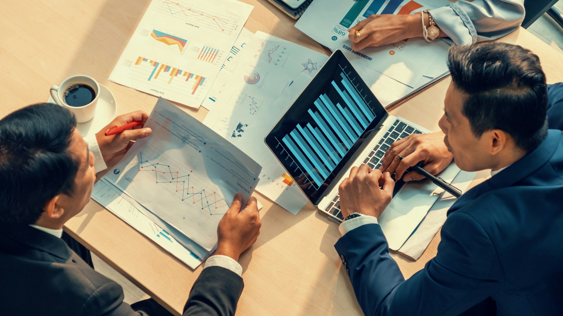 Addressing Alert System Problems in Analytics Tools