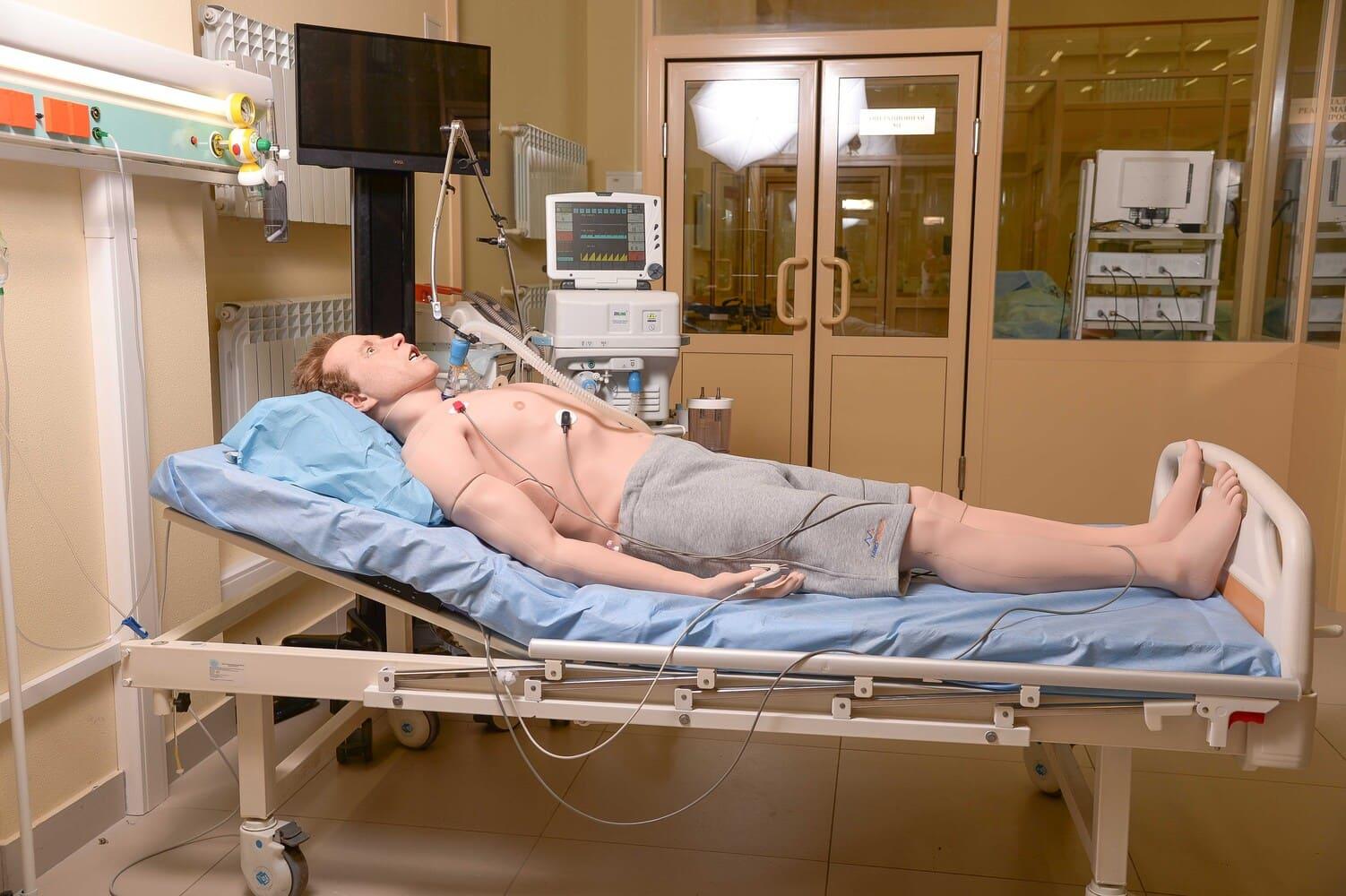 Leonardo - nurse scenario simulator
