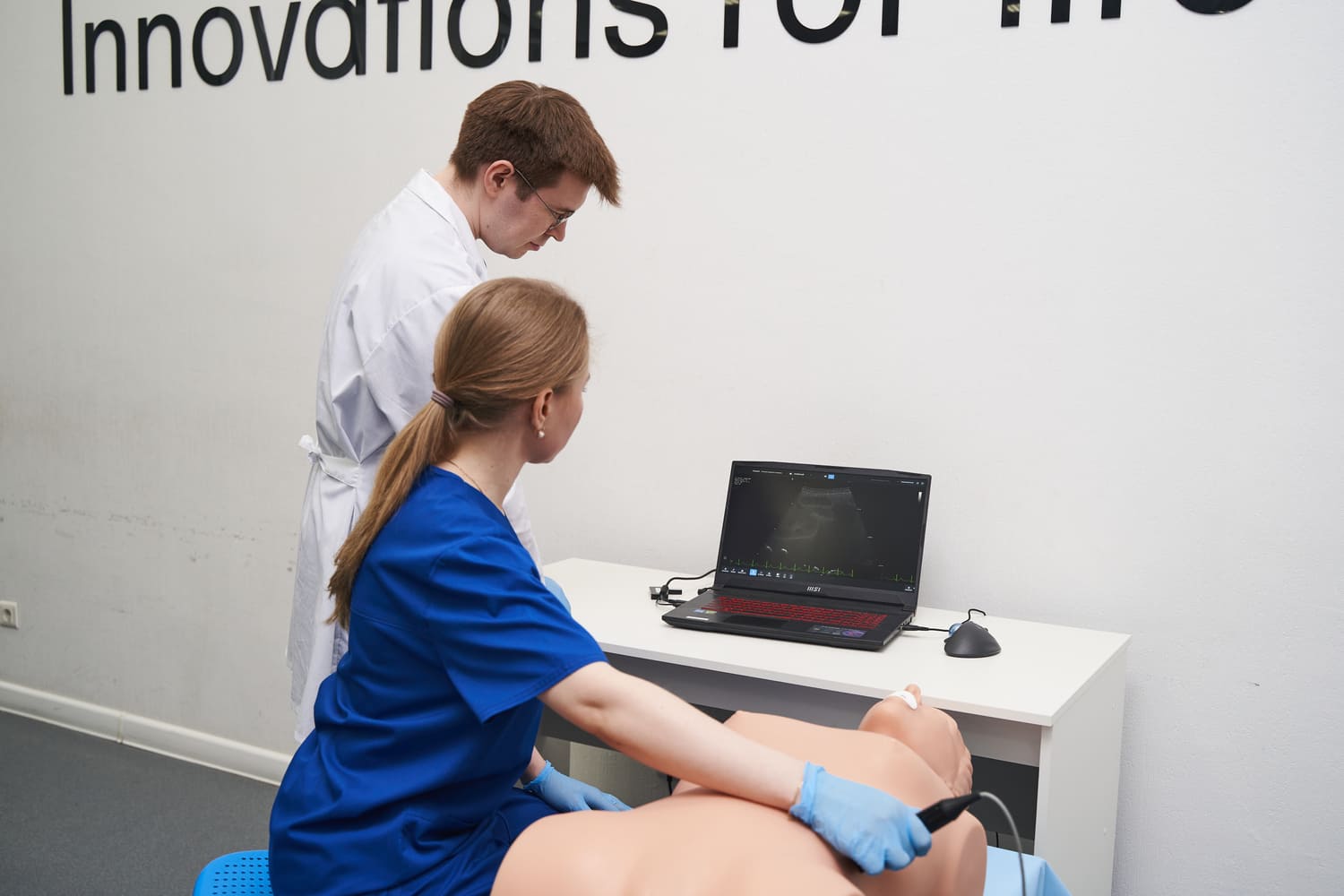 Ultrasound examination training on SonoVision