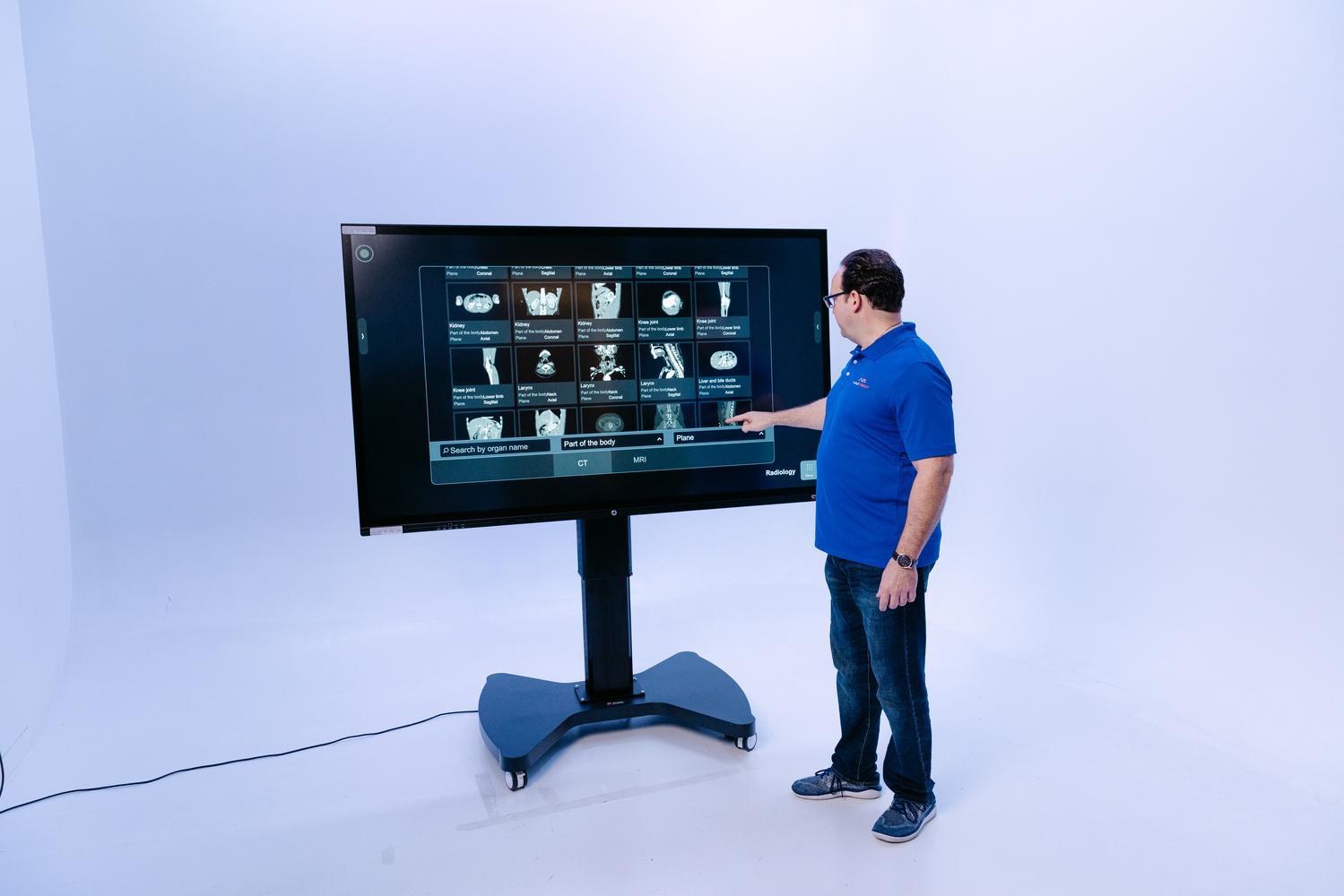 Using the Anatomy app to prepare for clinical practice