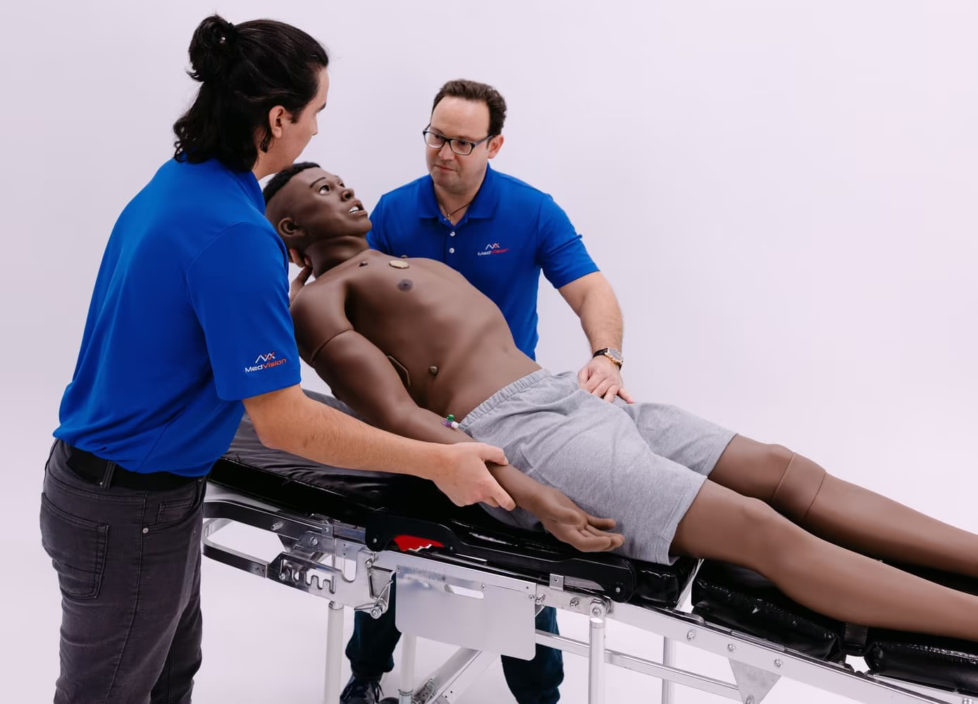 Hybrid interaction of the trainer, simulator, and trainee