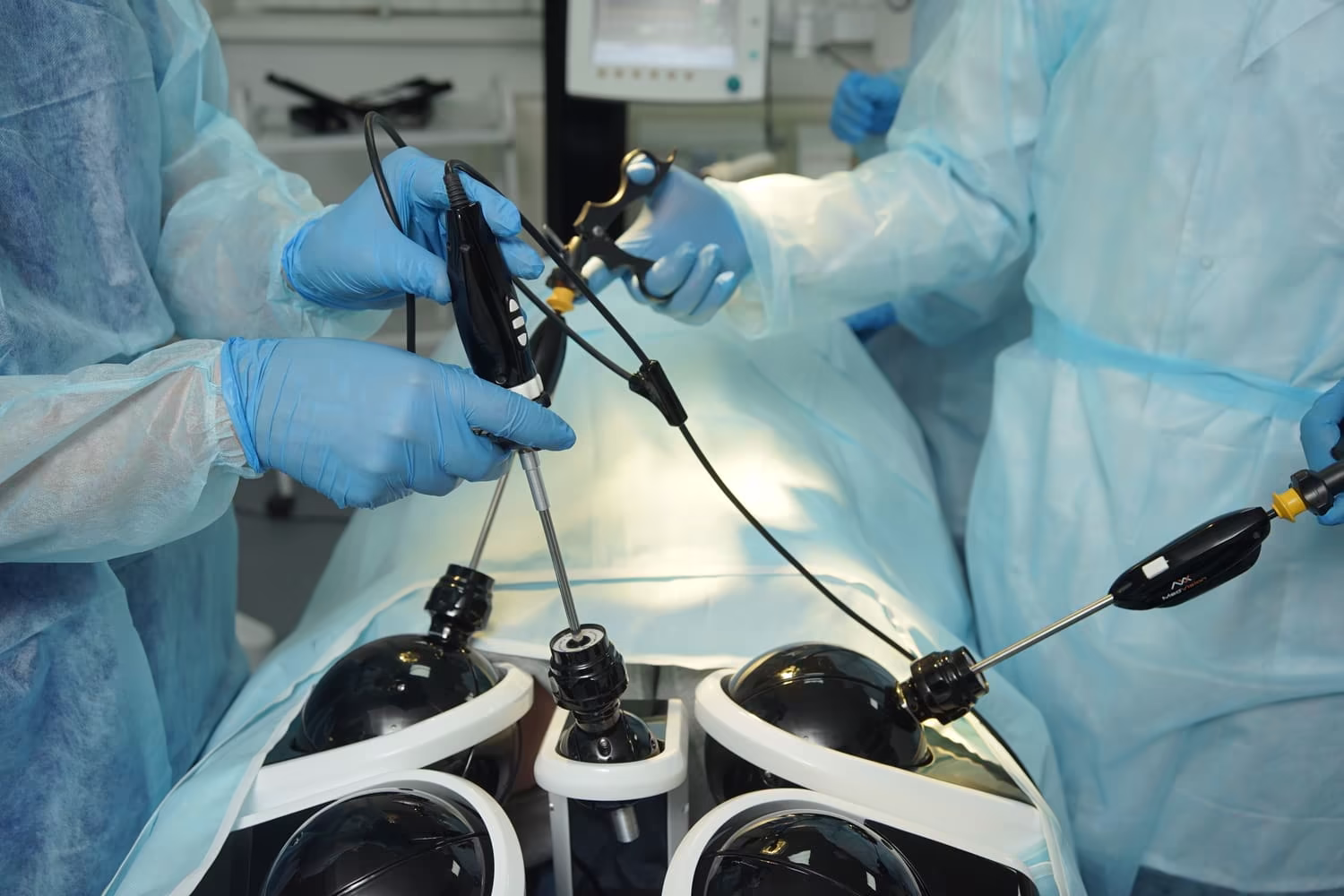 Hybrid setup for laparoscopic training.