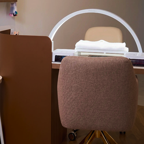 Studio gallery image — private treatment room lighting and quiet acoustic detailing.