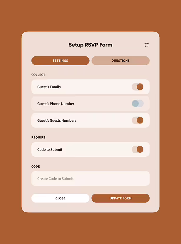 Setup RSVP form interface with toggle switches for collecting guest emails, phone numbers, guest numbers, and requiring a submission code, plus buttons to close or update the form.