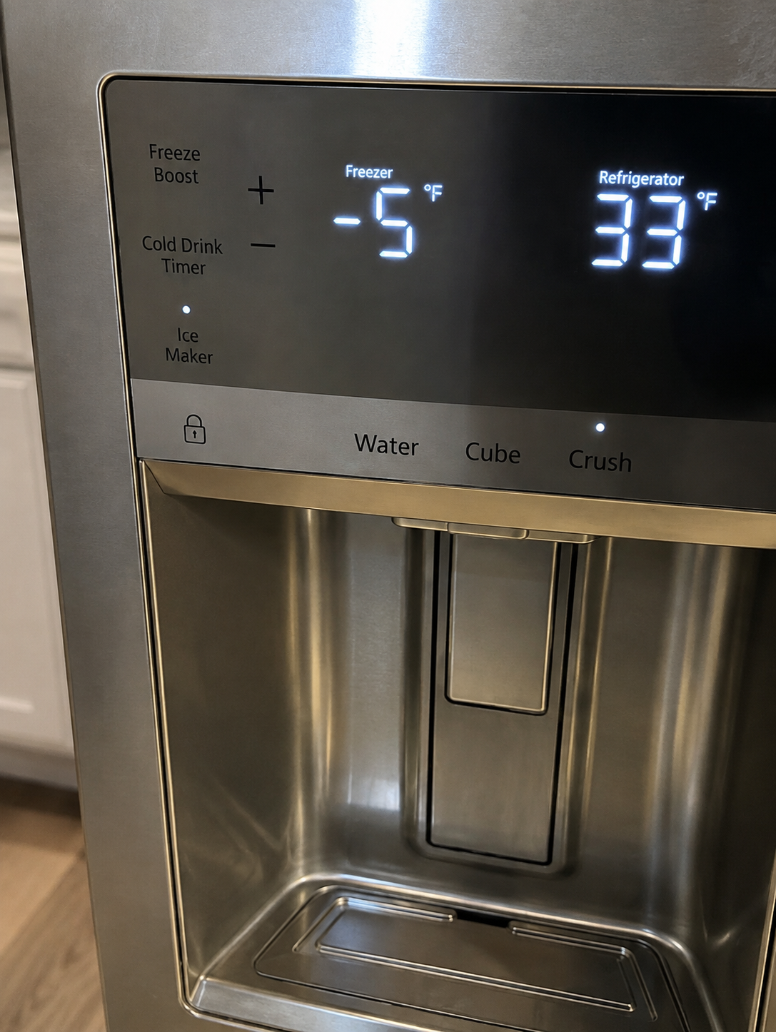 Frigidaire refrigerator control panel displaying freezer and refrigerator temperature settings