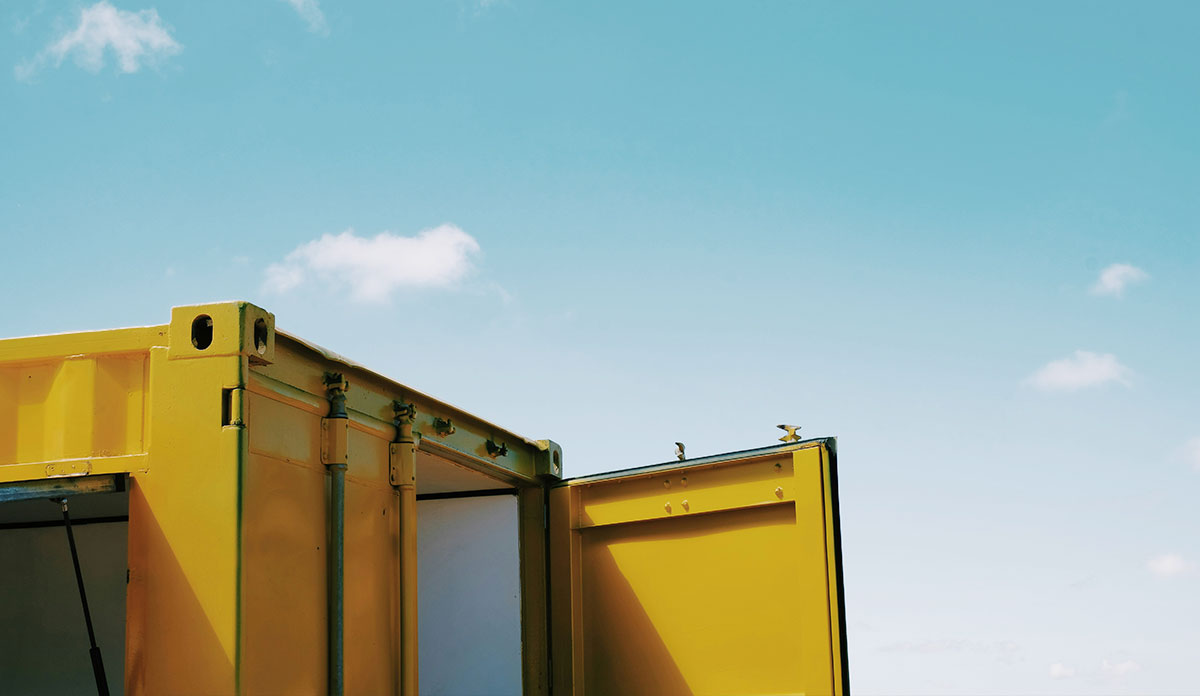 Sea or Air Freight: Choosing the Right Shipping Option for Your Business