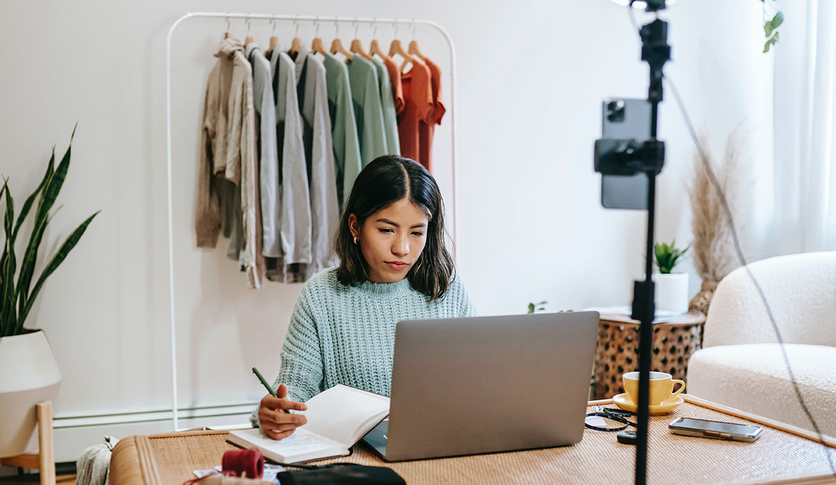 Sourcing Agency vs Trading Company: Key Differences Explained