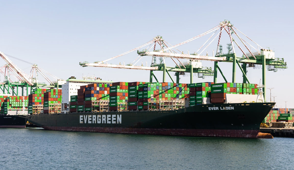 The impact of the Suez Canal blockage: What it means for the global economy and sourcing