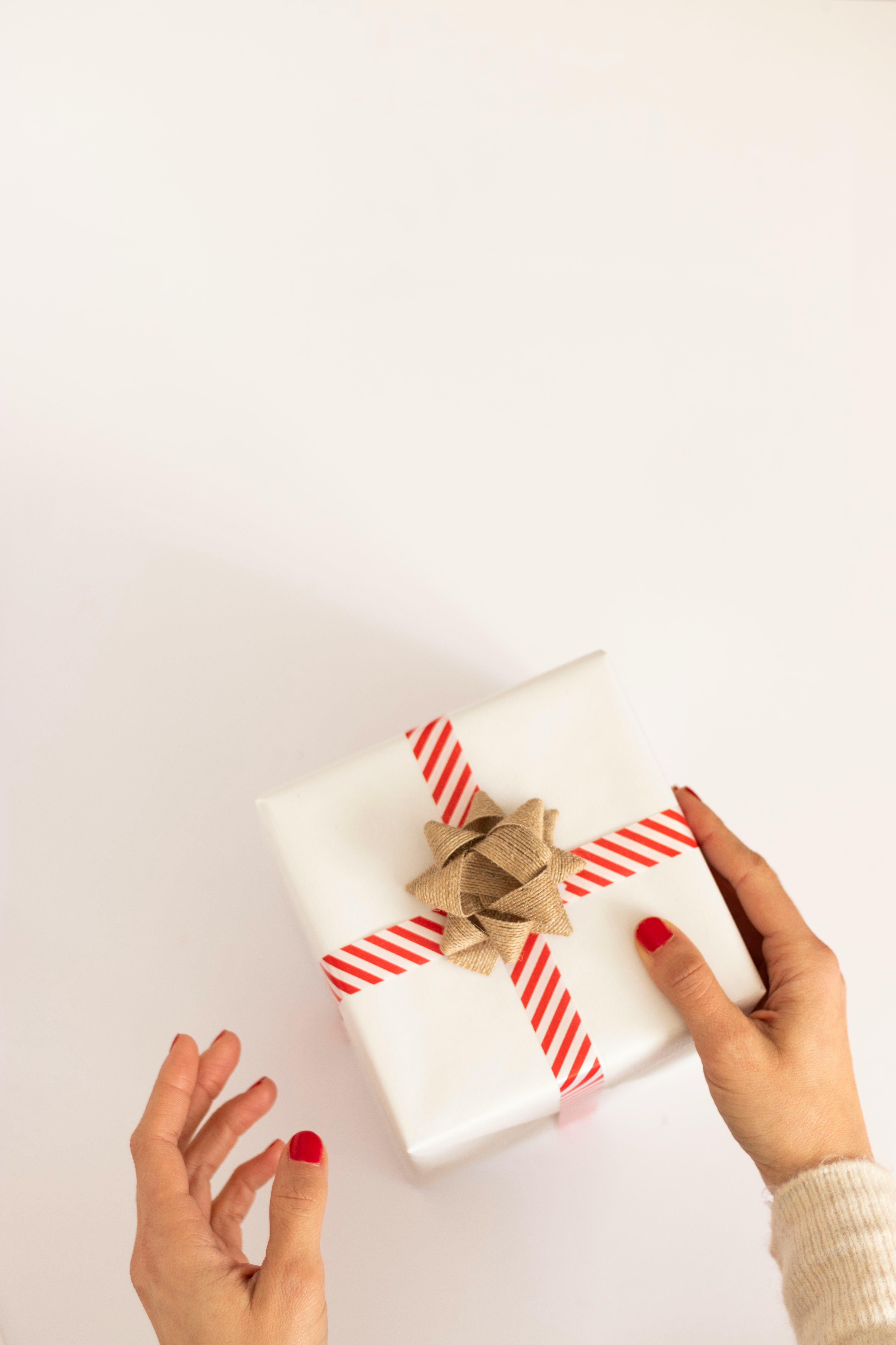 GIFTS HOME