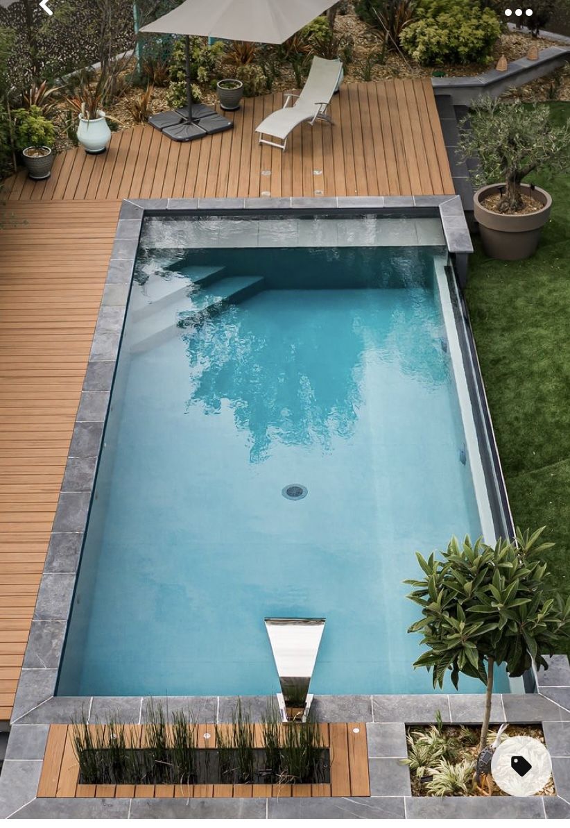 [background image] image of office setting