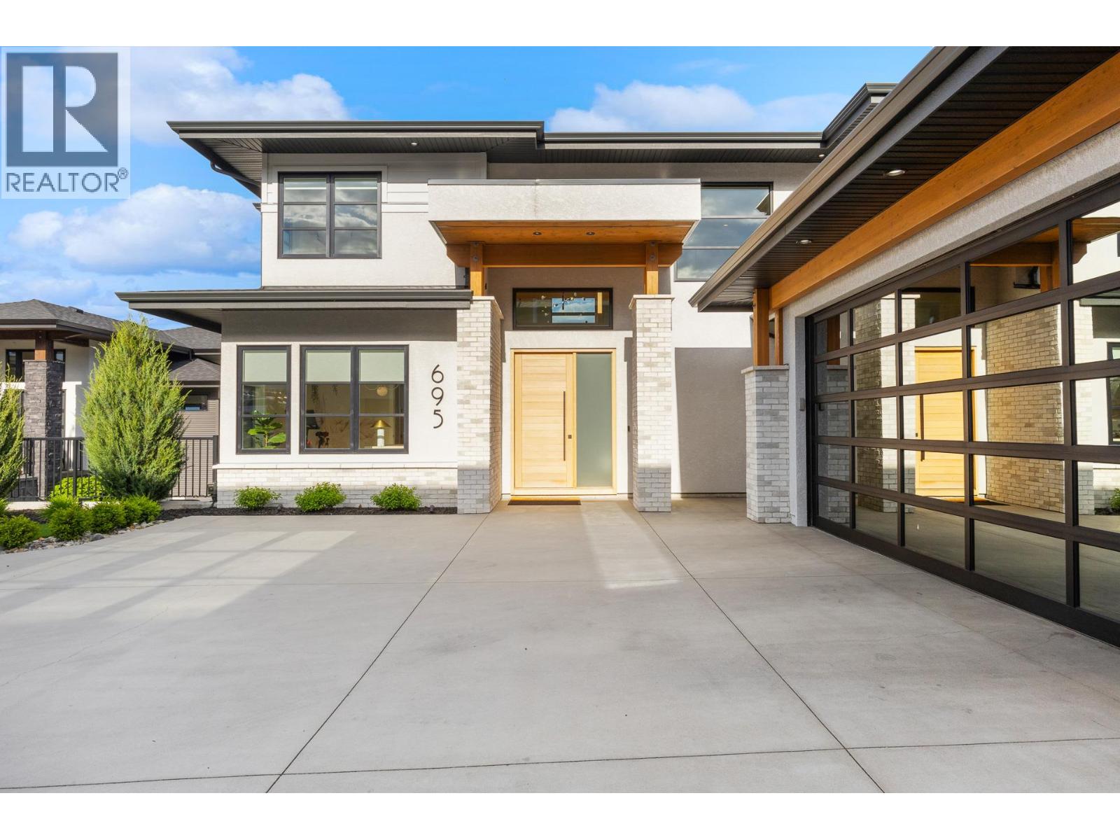 695 Lake Court