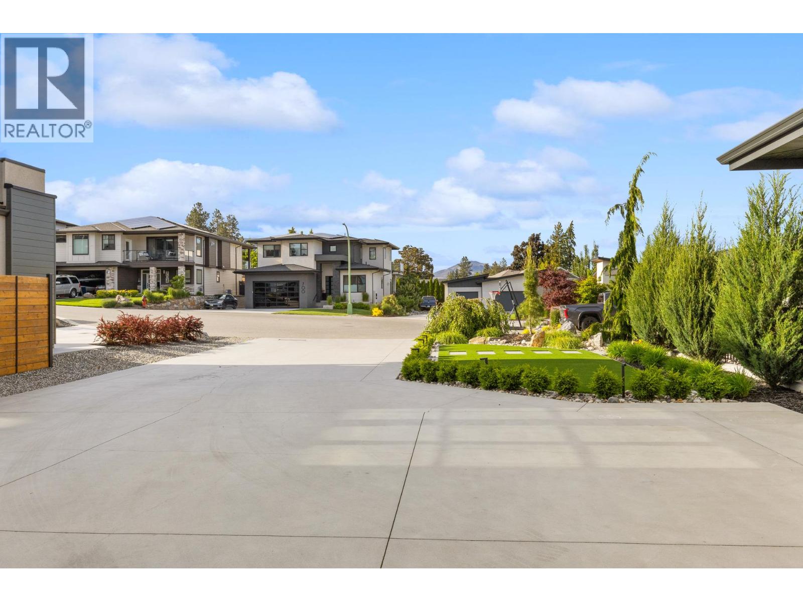 695 Lake Court