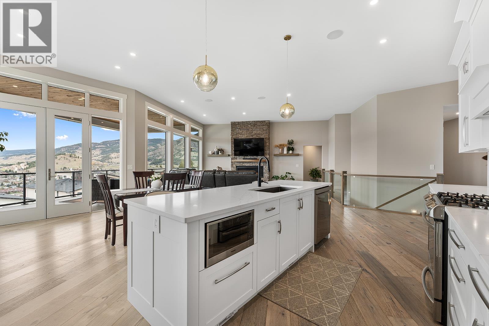 2122 Tramonto Court