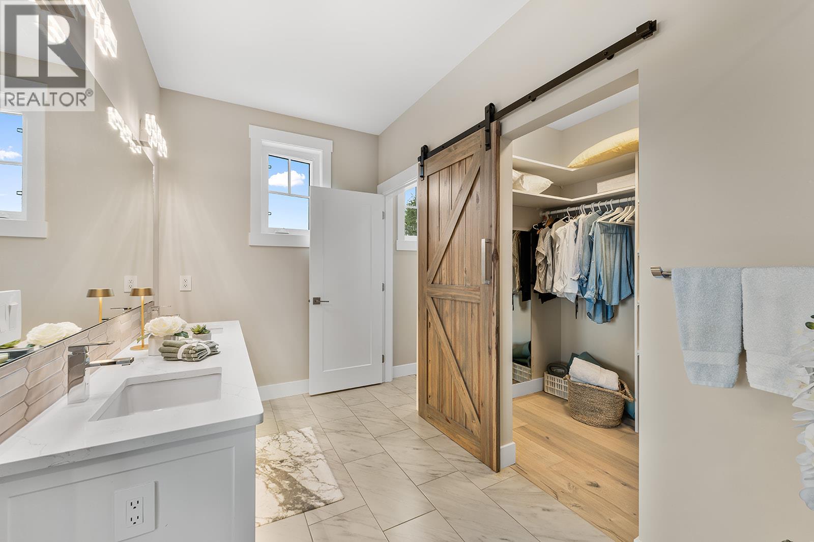 2122 Tramonto Court