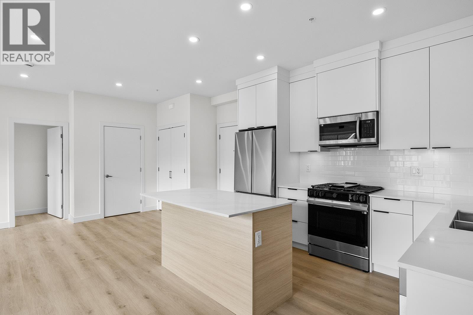 5300 Main Street Unit# 202