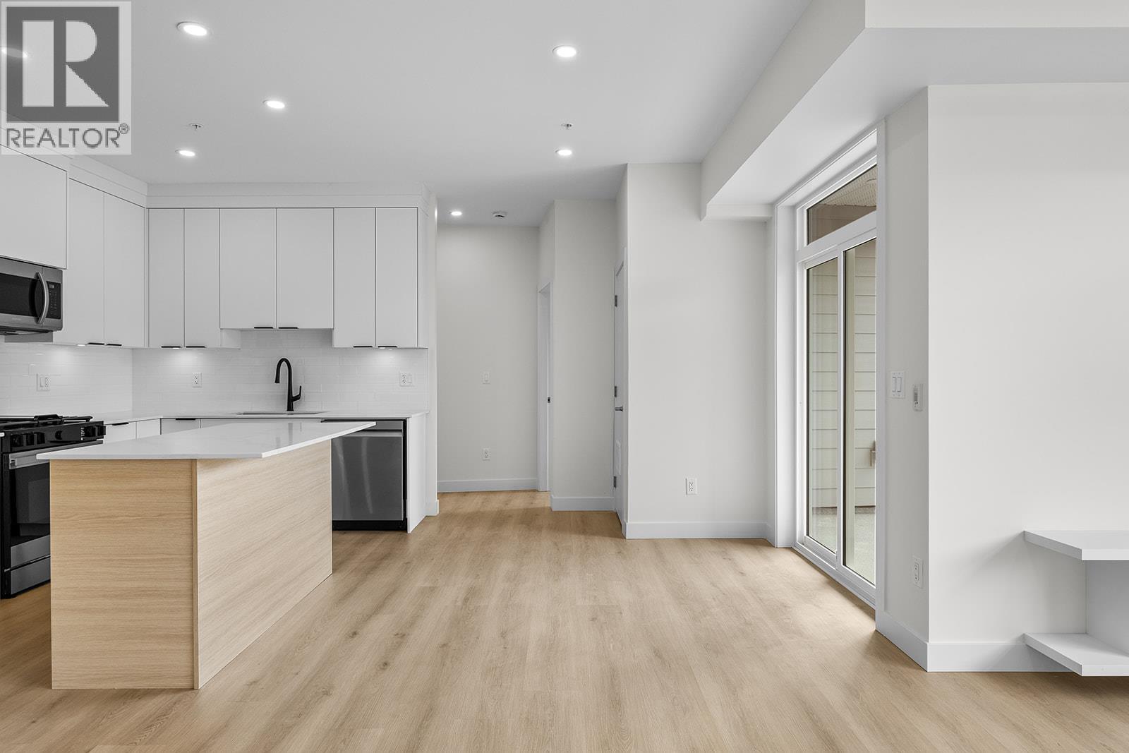 5300 Main Street Unit# 202
