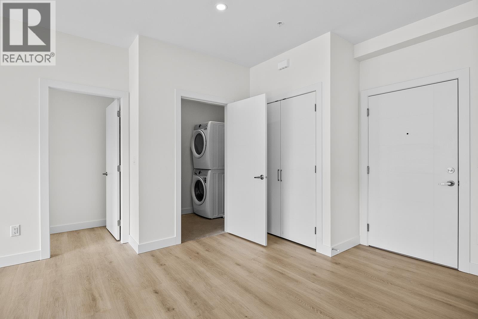 5300 Main Street Unit# 202