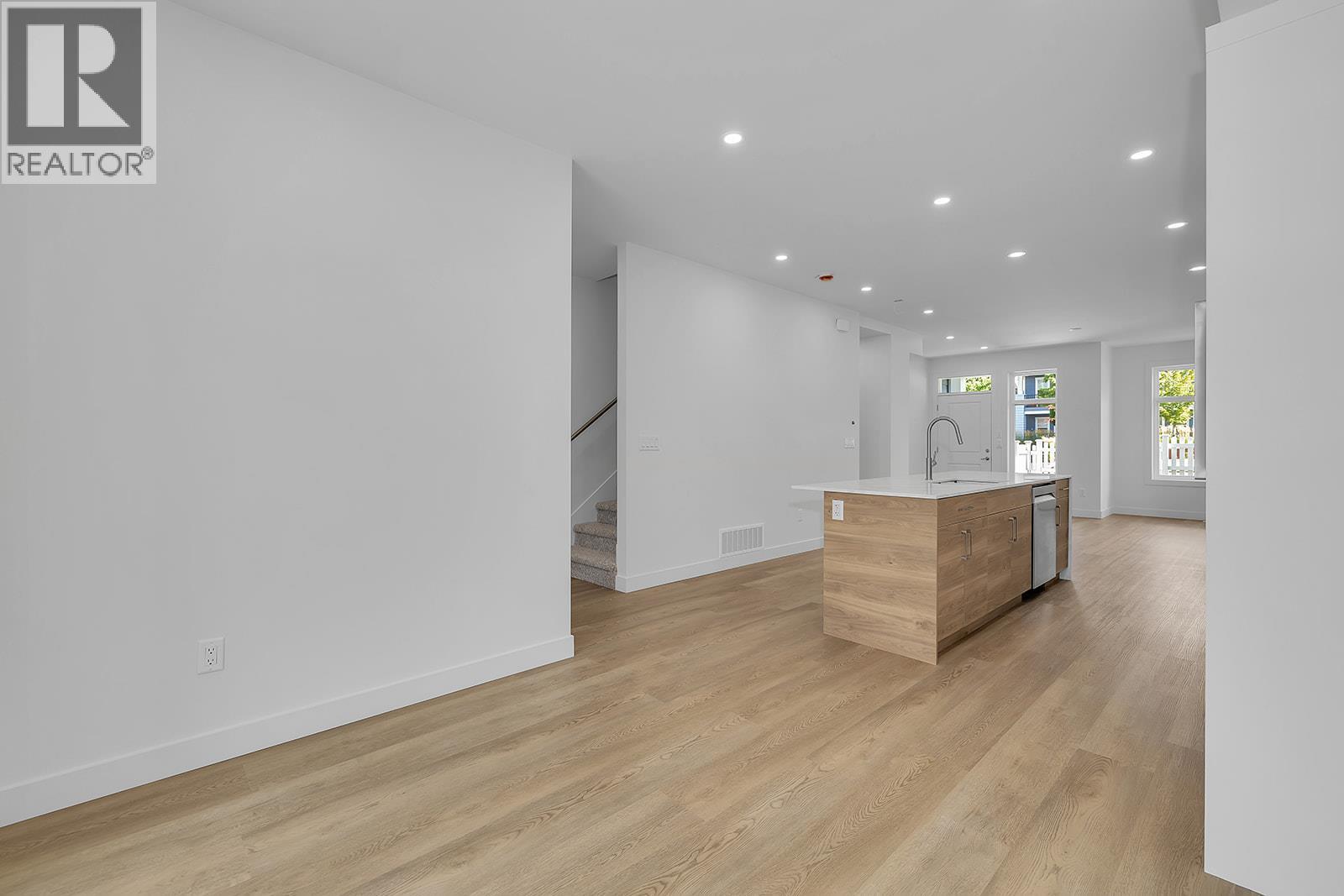 5300 Main Street Unit# 121