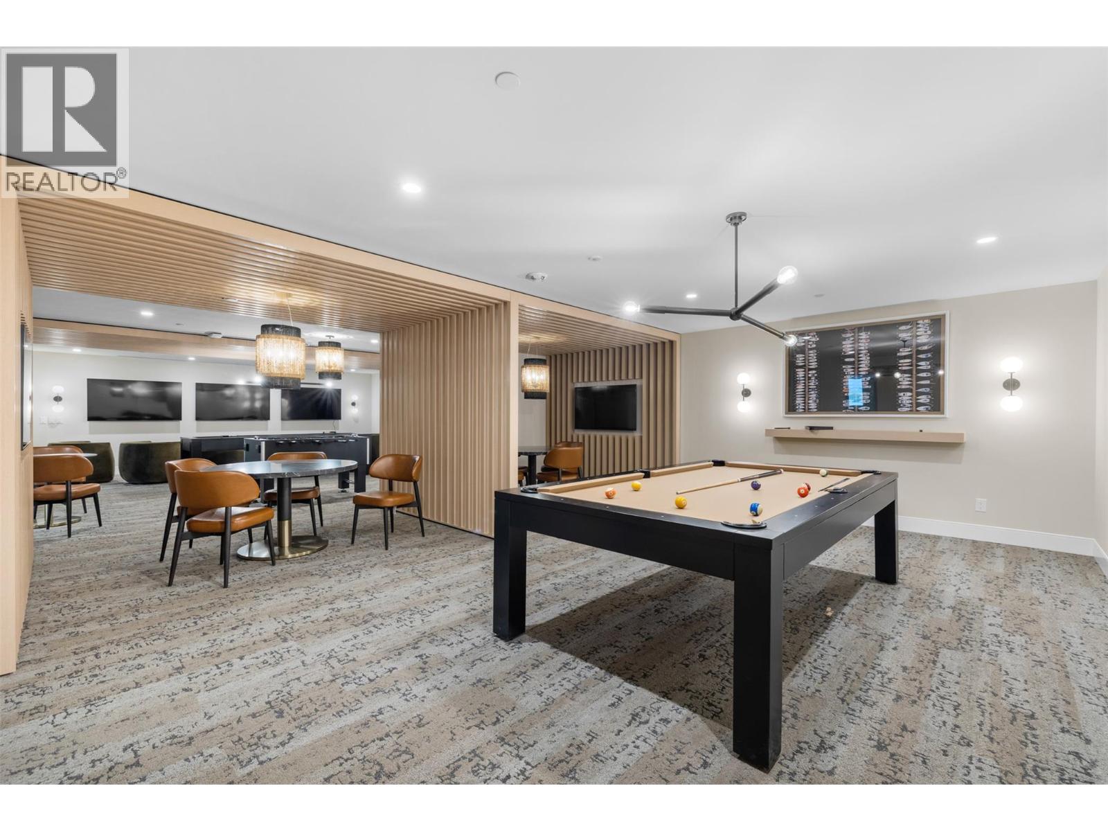 3340 Lakeshore Road Unit# 802
