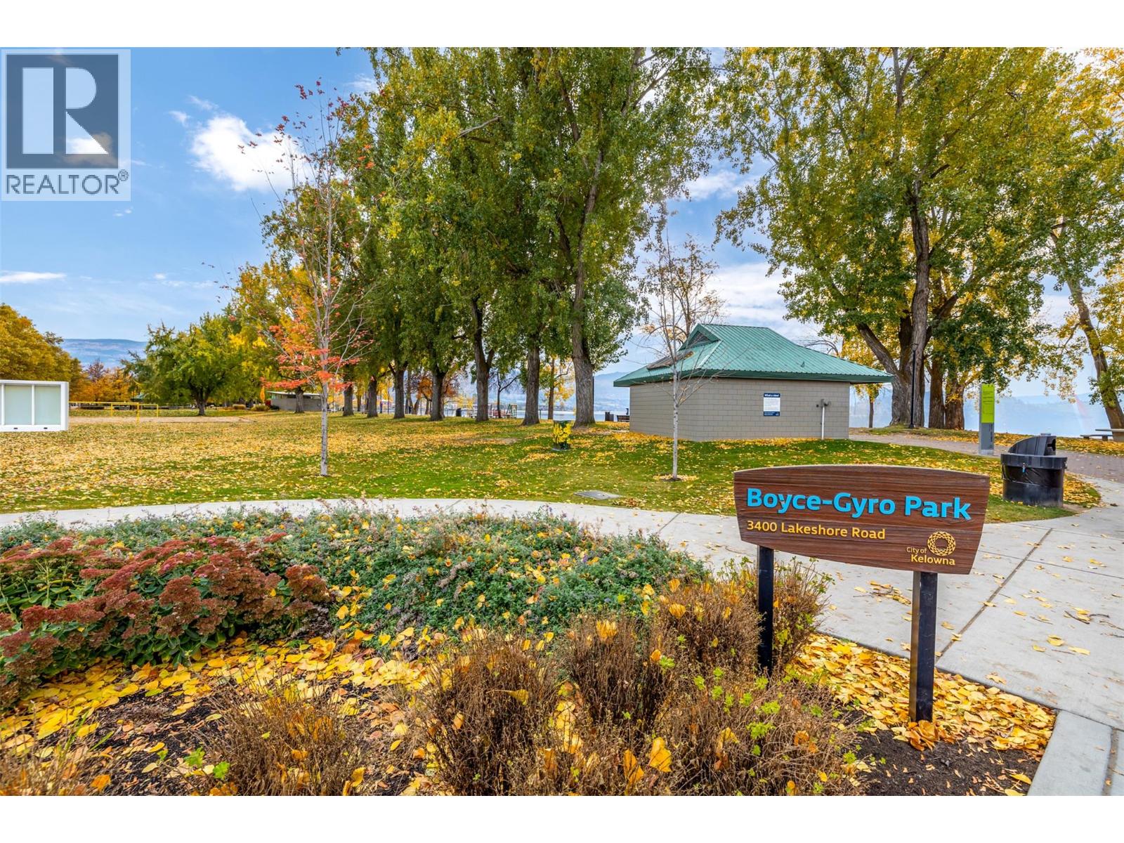 3340 Lakeshore Road Unit# 802