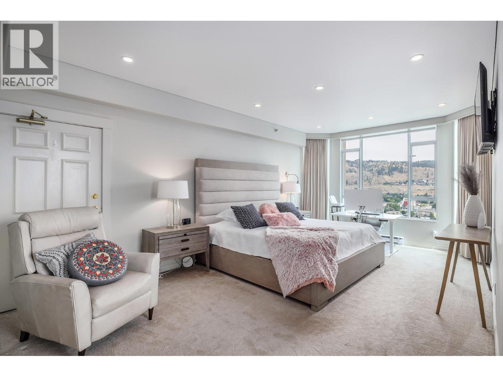 1152 Sunset Drive Unit# 1601