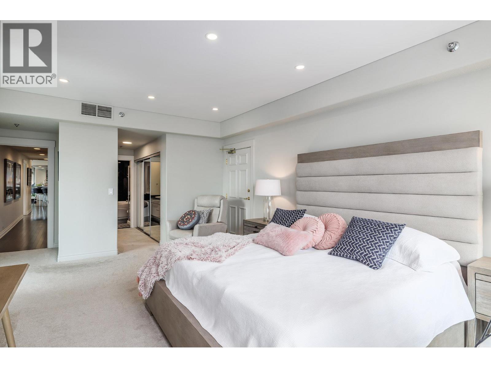 1152 Sunset Drive Unit# 1601