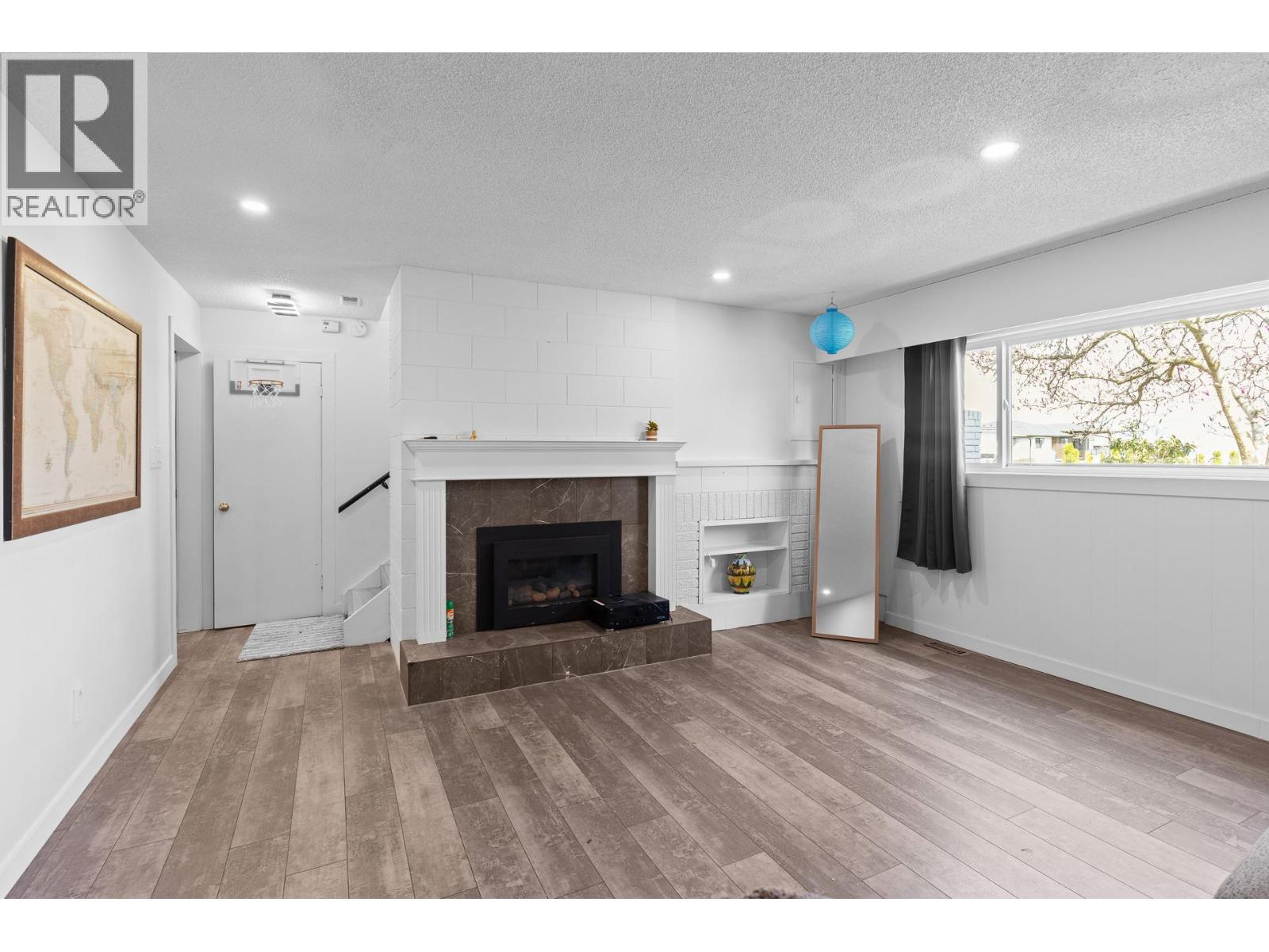 2618 Thacker Drive