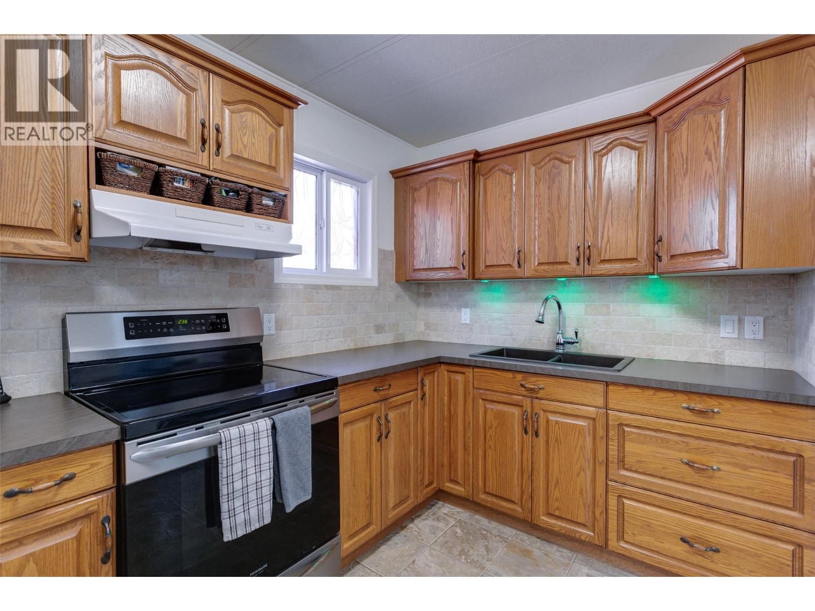 1860 Boucherie Road Unit# 71
