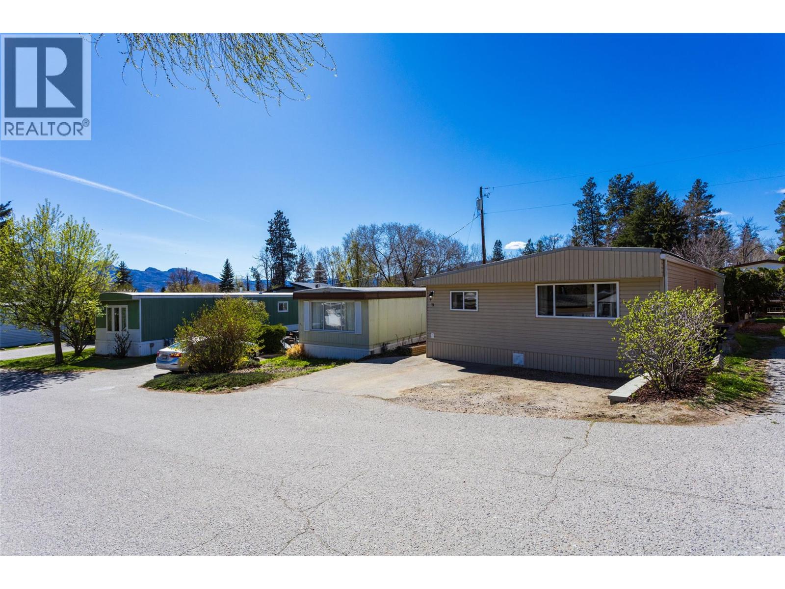 1860 Boucherie Road Unit# 71