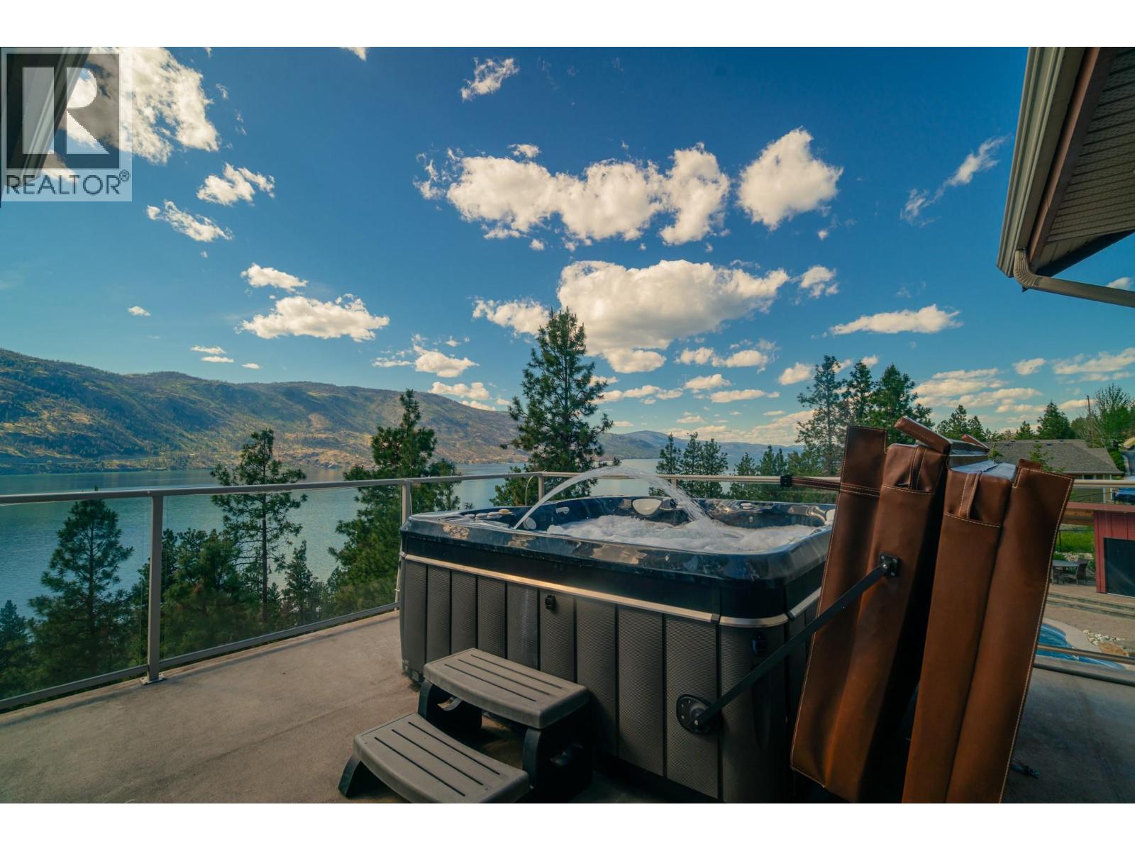 2328 Arthur Court