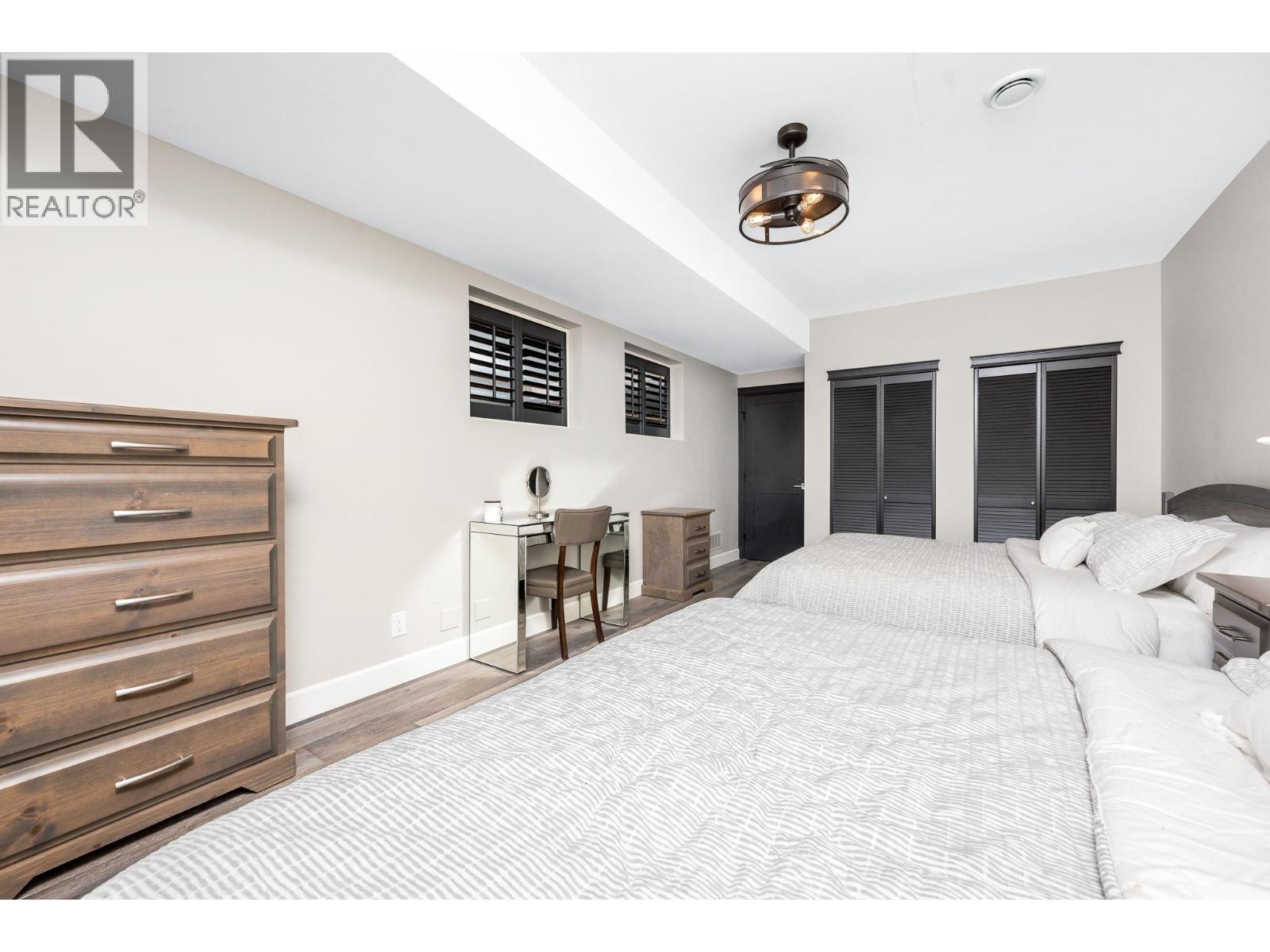 2328 Arthur Court