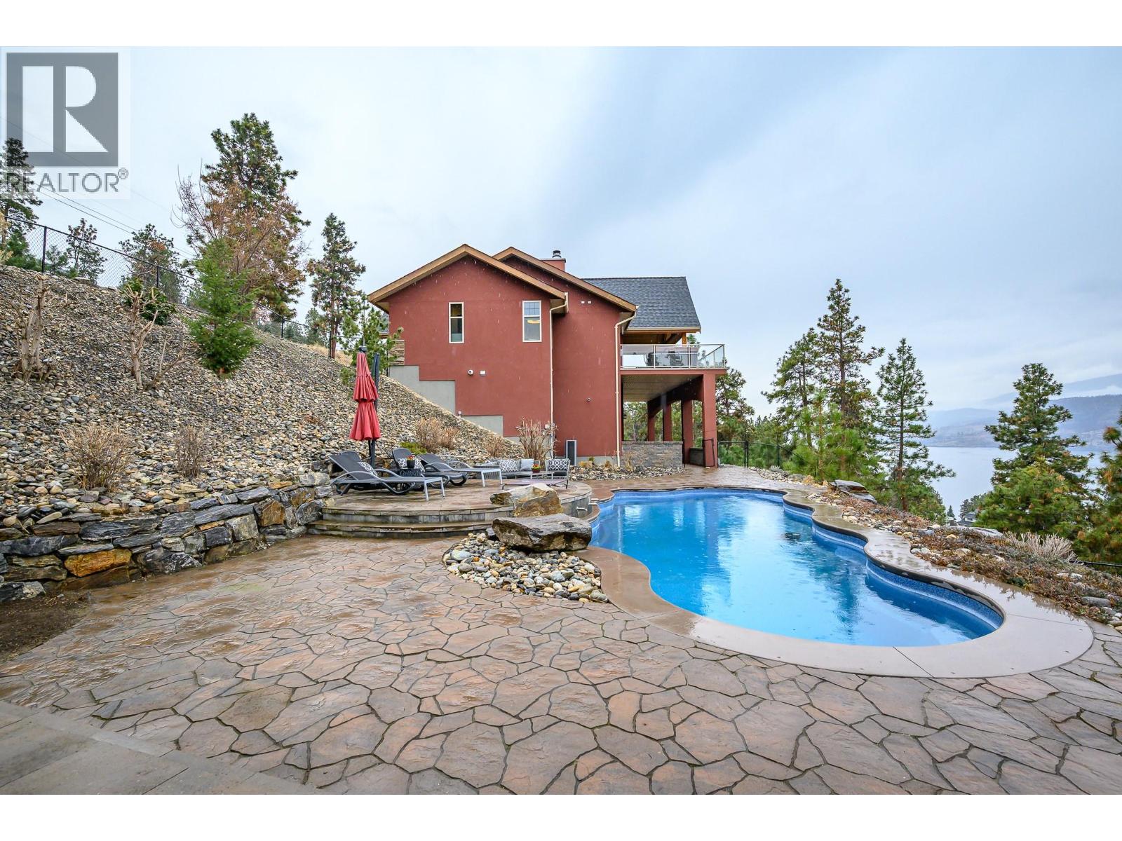 2328 Arthur Court
