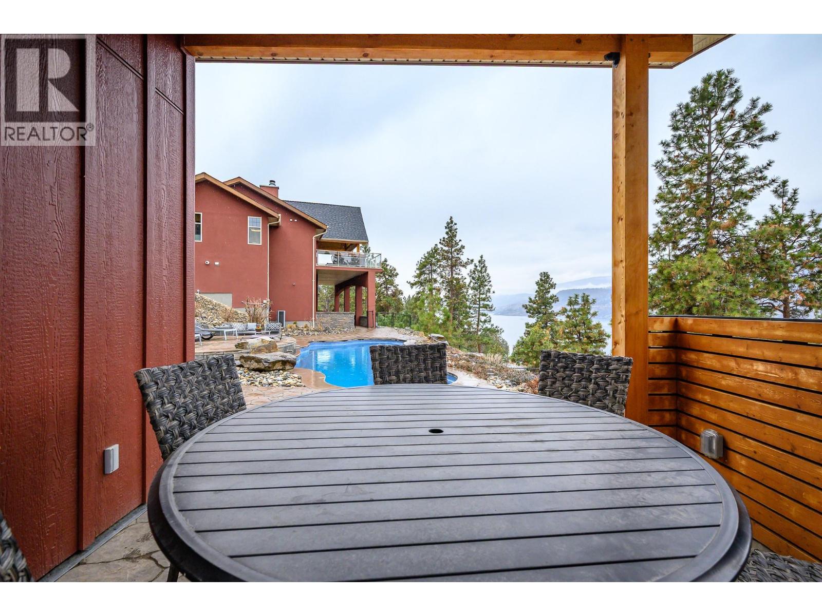 2328 Arthur Court