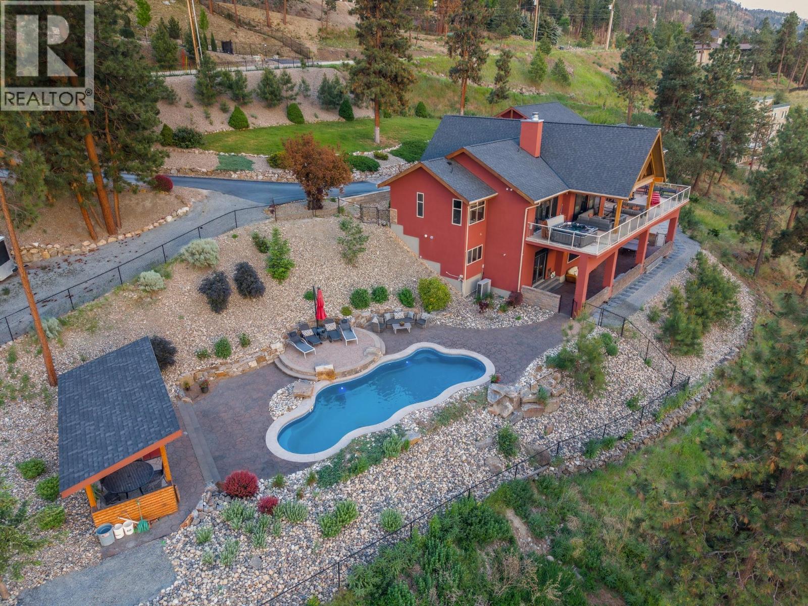 2328 Arthur Court