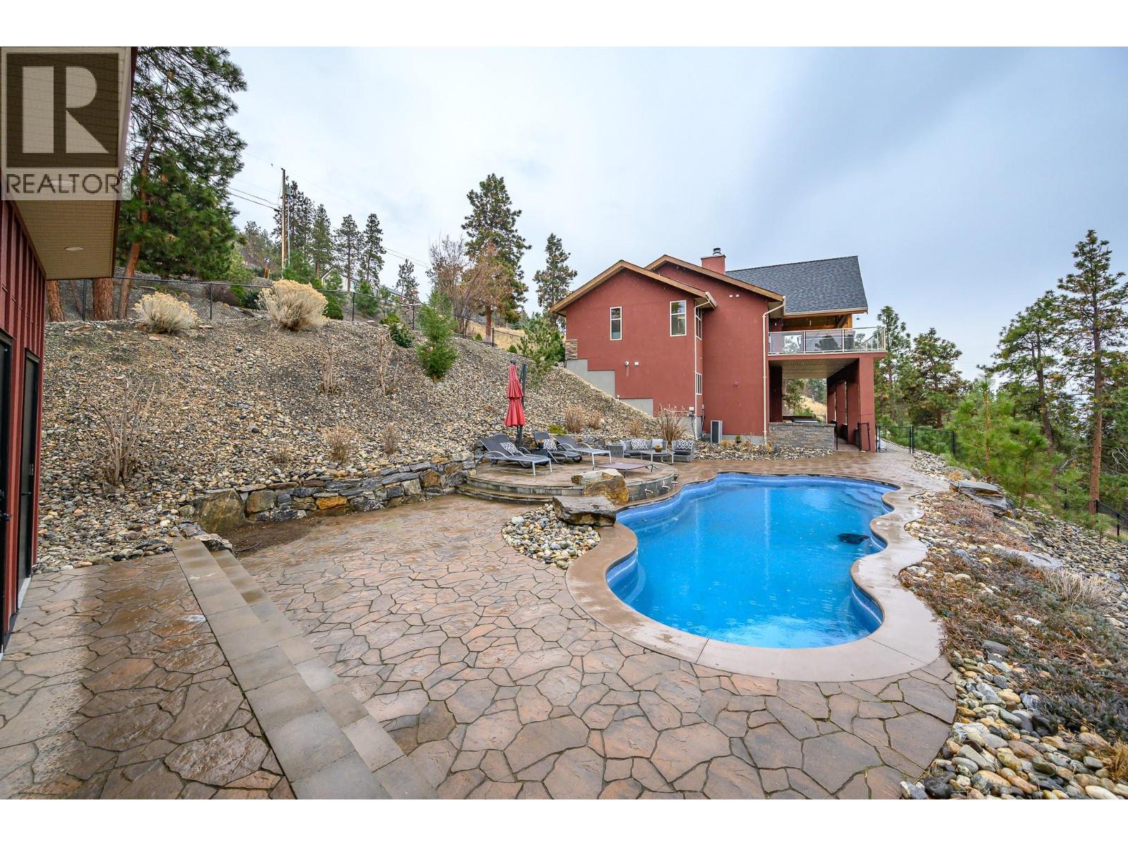 2328 Arthur Court