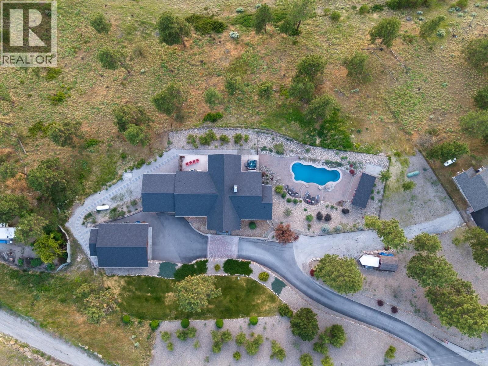 2328 Arthur Court