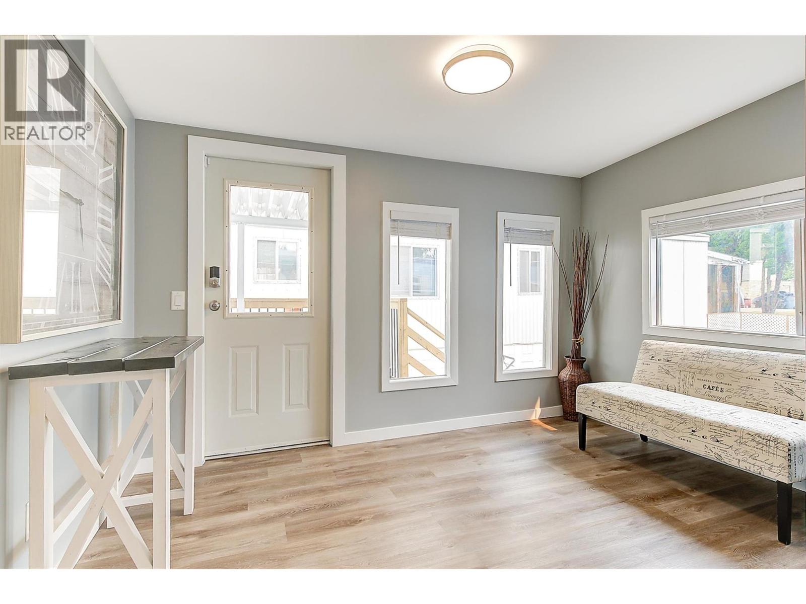 1929 97 Highway S Unit# 49