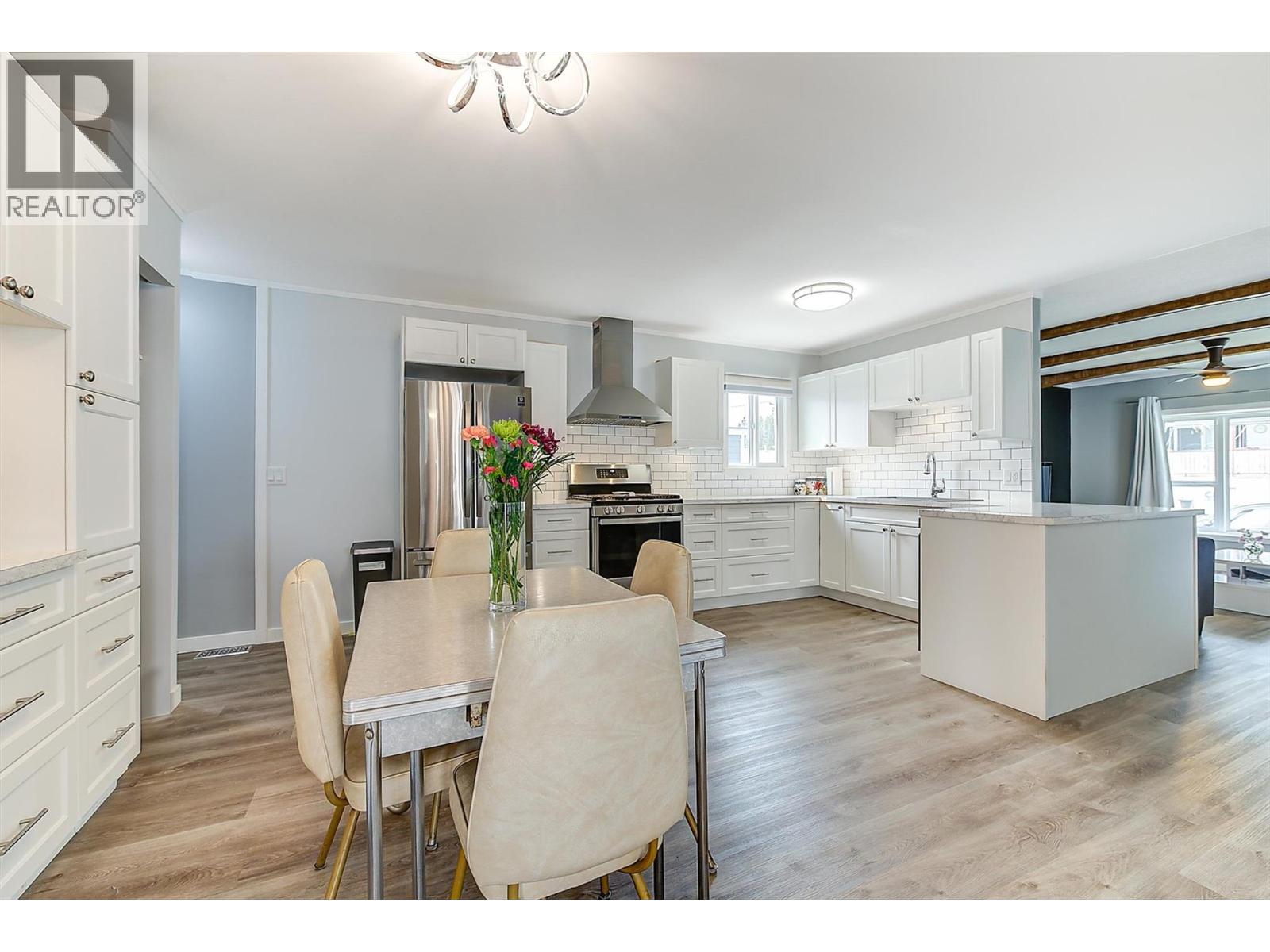 1929 97 Highway S Unit# 49