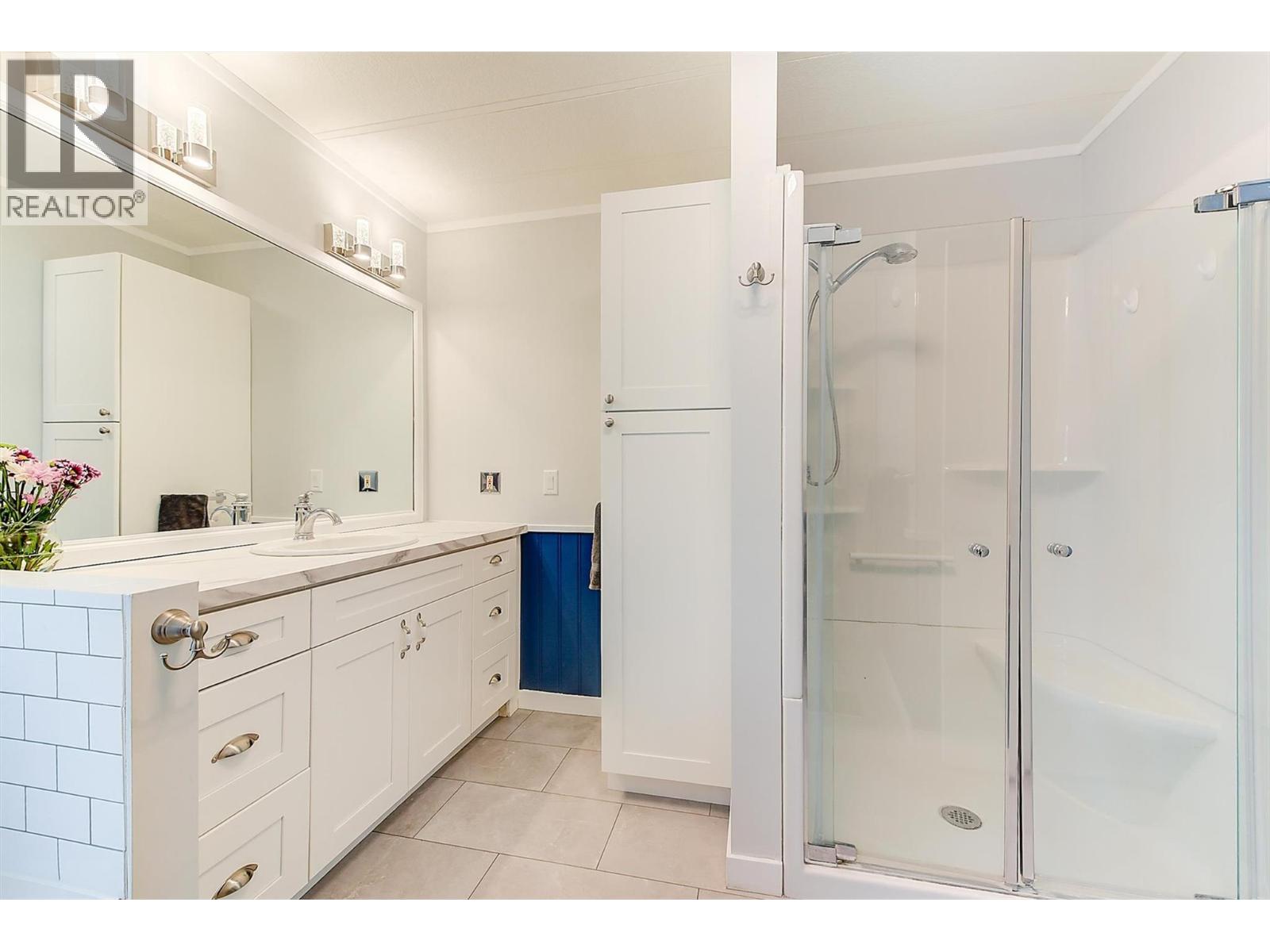 1929 97 Highway S Unit# 49