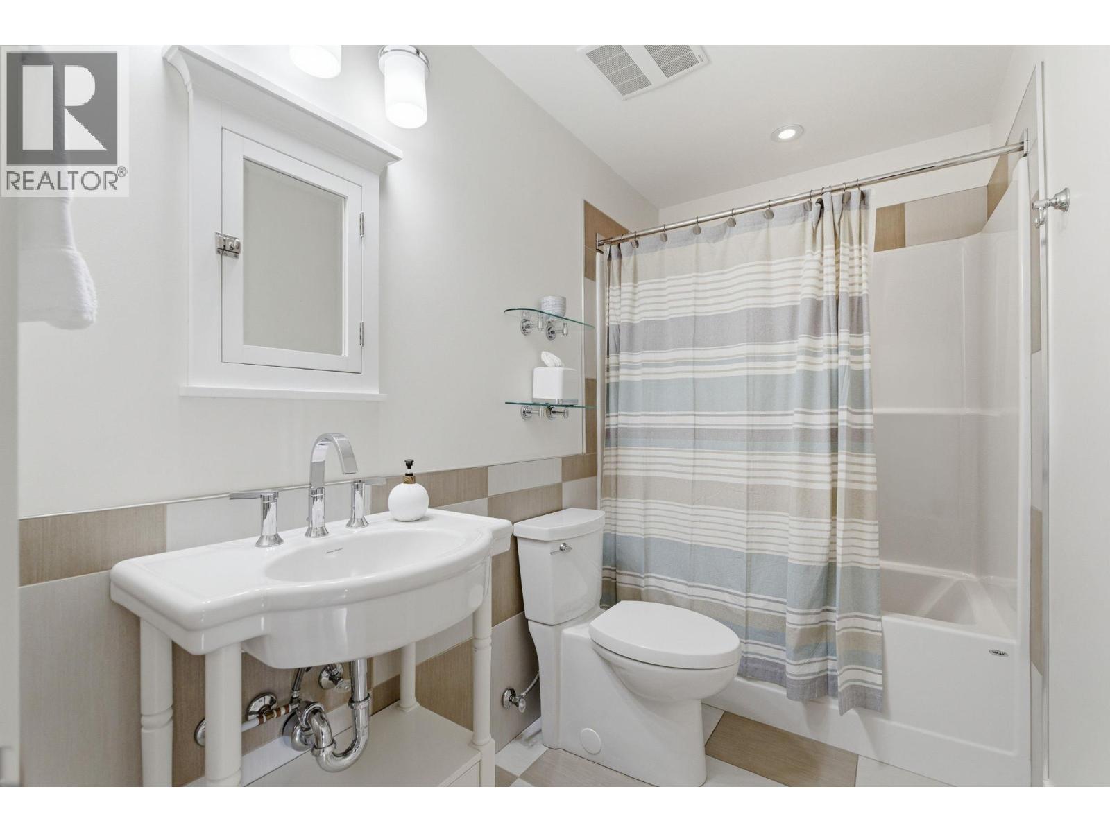 3121 Thacker Drive Unit# 4 Lot# 4