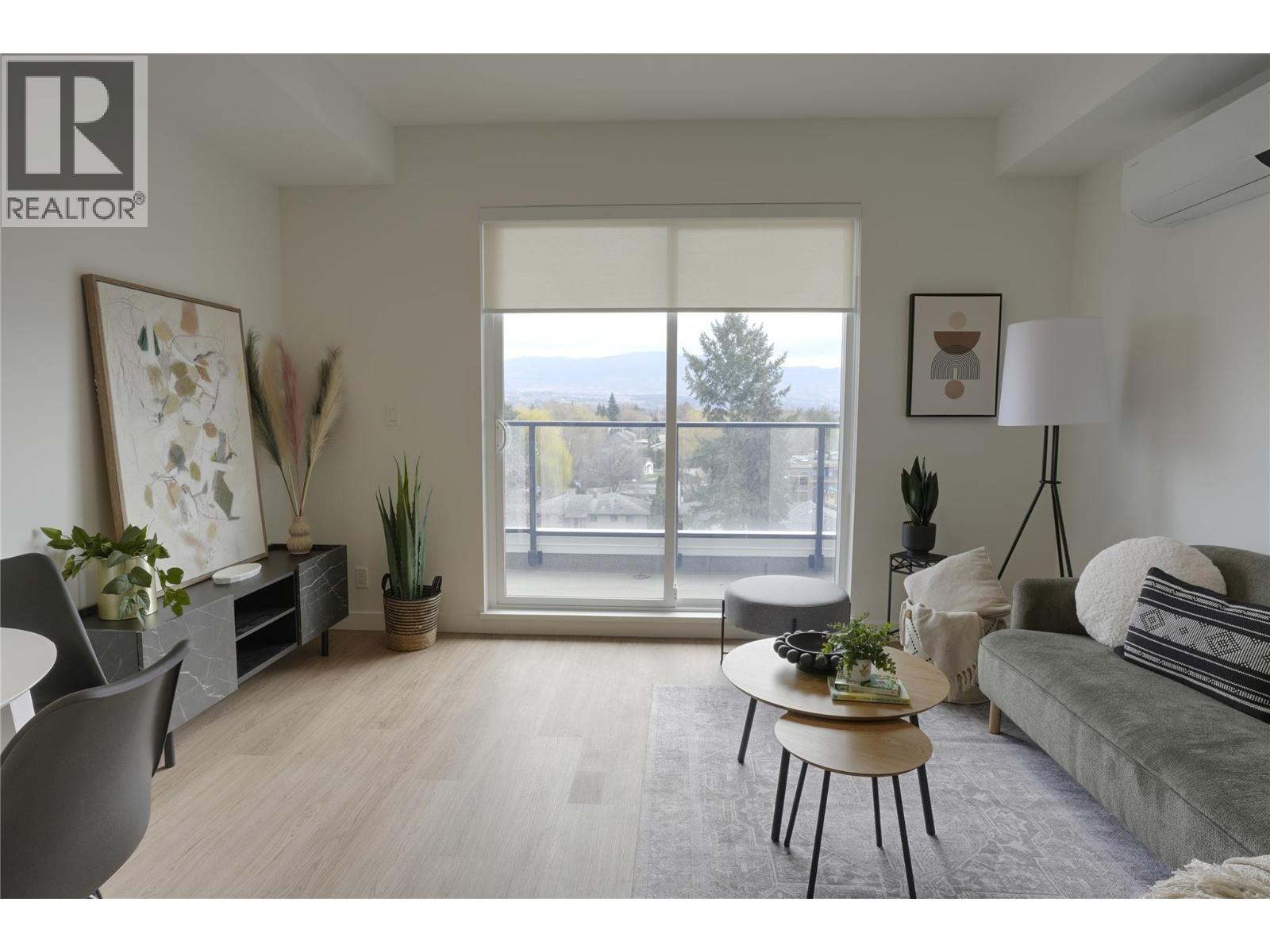1380 Pridham Avenue Unit# 508