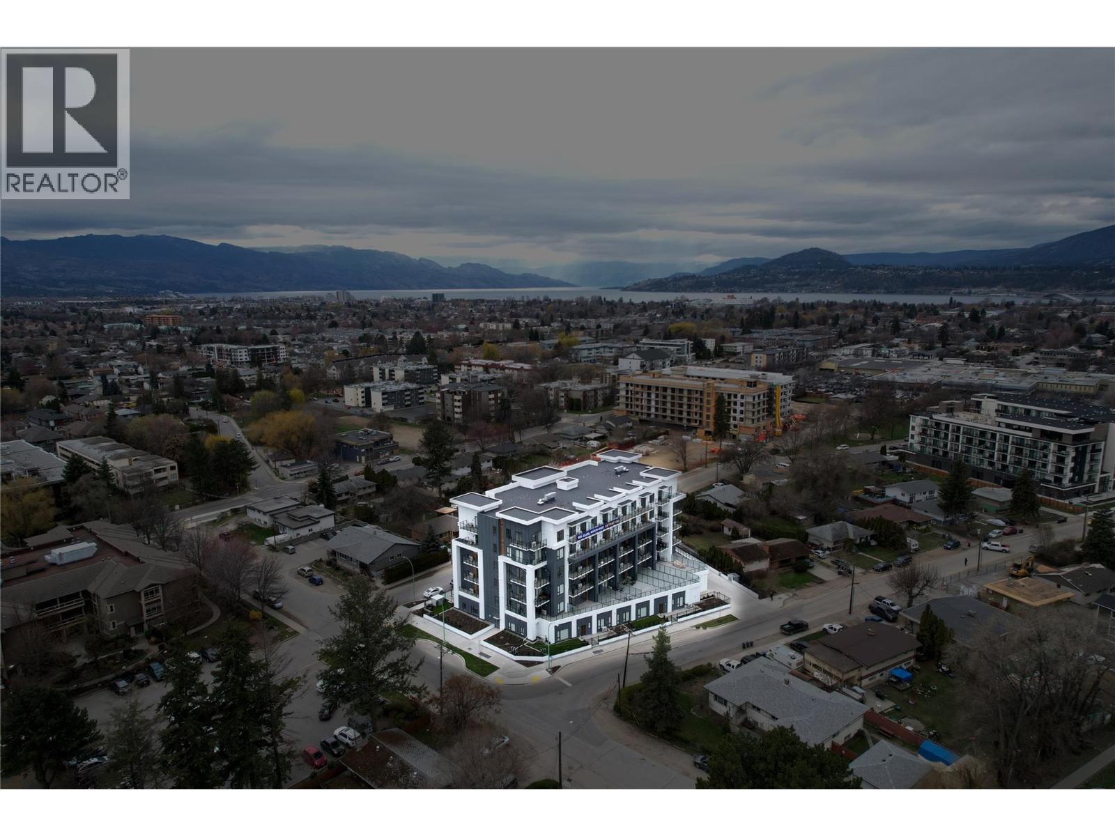 1380 Pridham Avenue Unit# 214