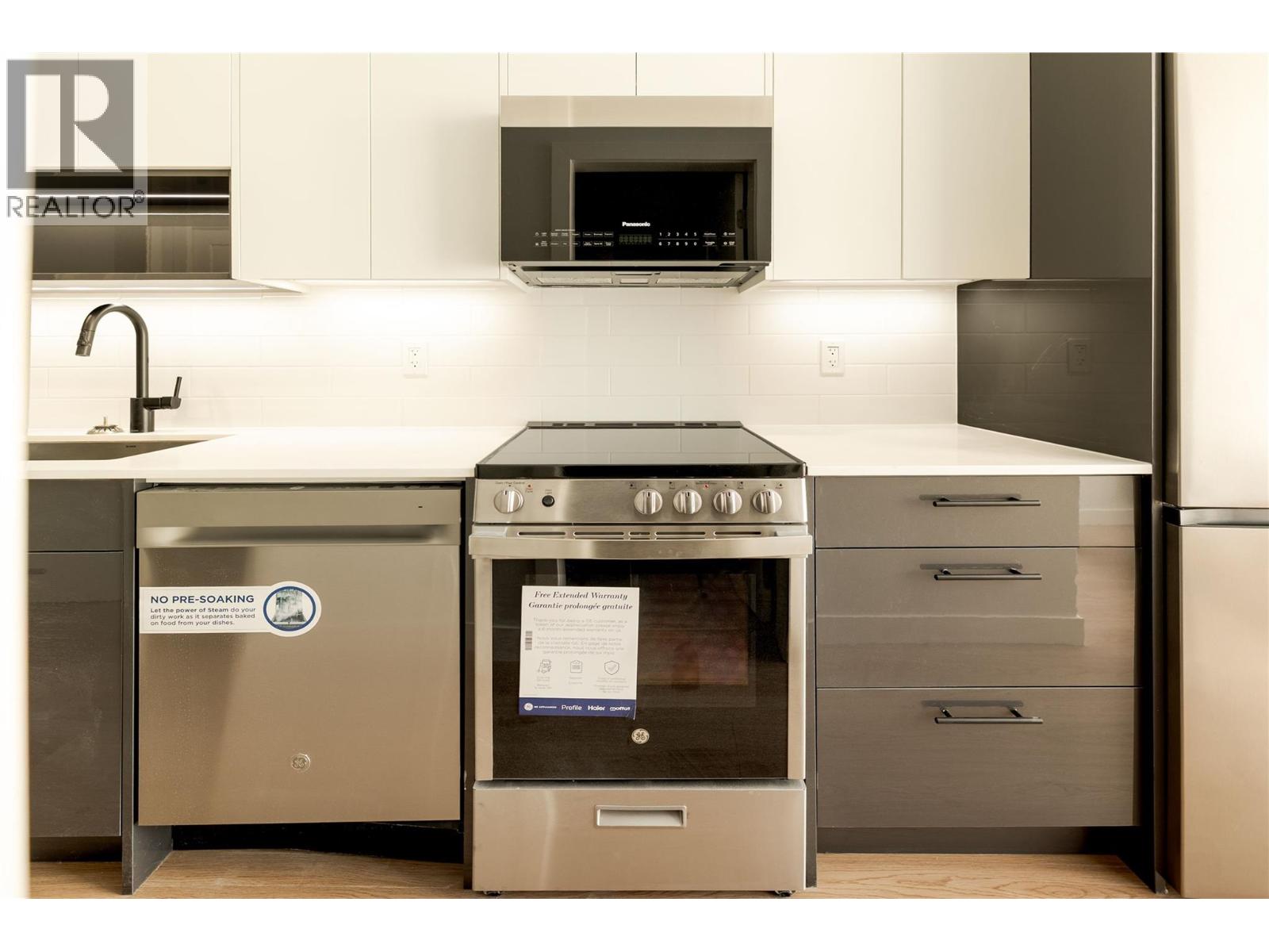 1380 Pridham Avenue Unit# 415