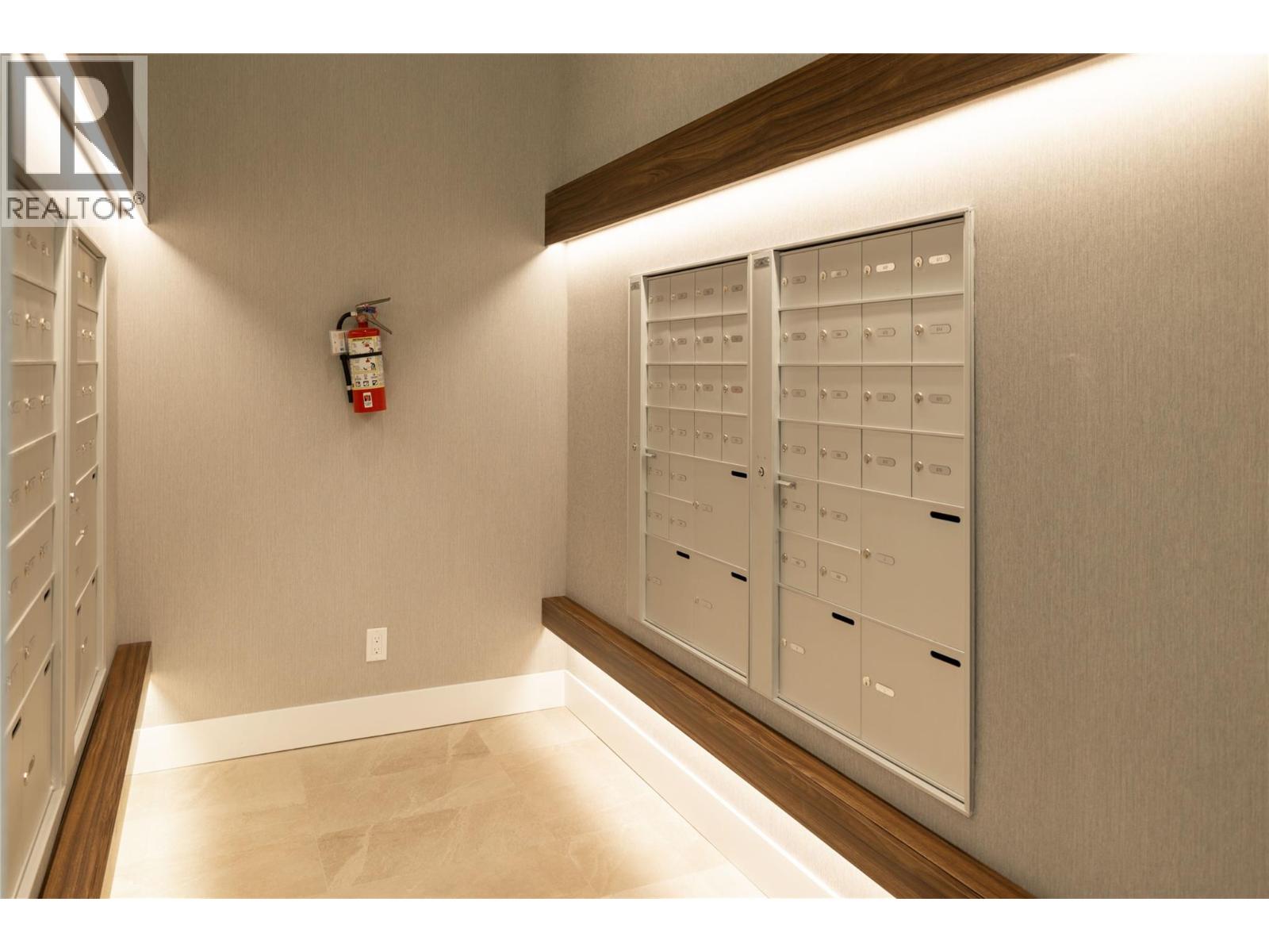 1380 Pridham Avenue Unit# 415