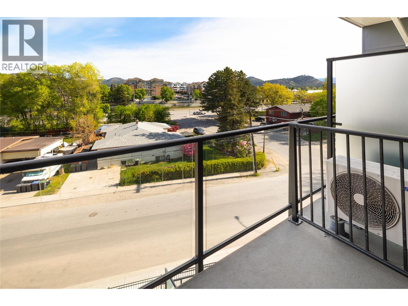 1380 Pridham Avenue Unit# 415