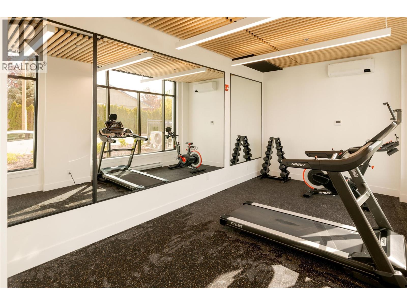 1380 Pridham Avenue Unit# 415