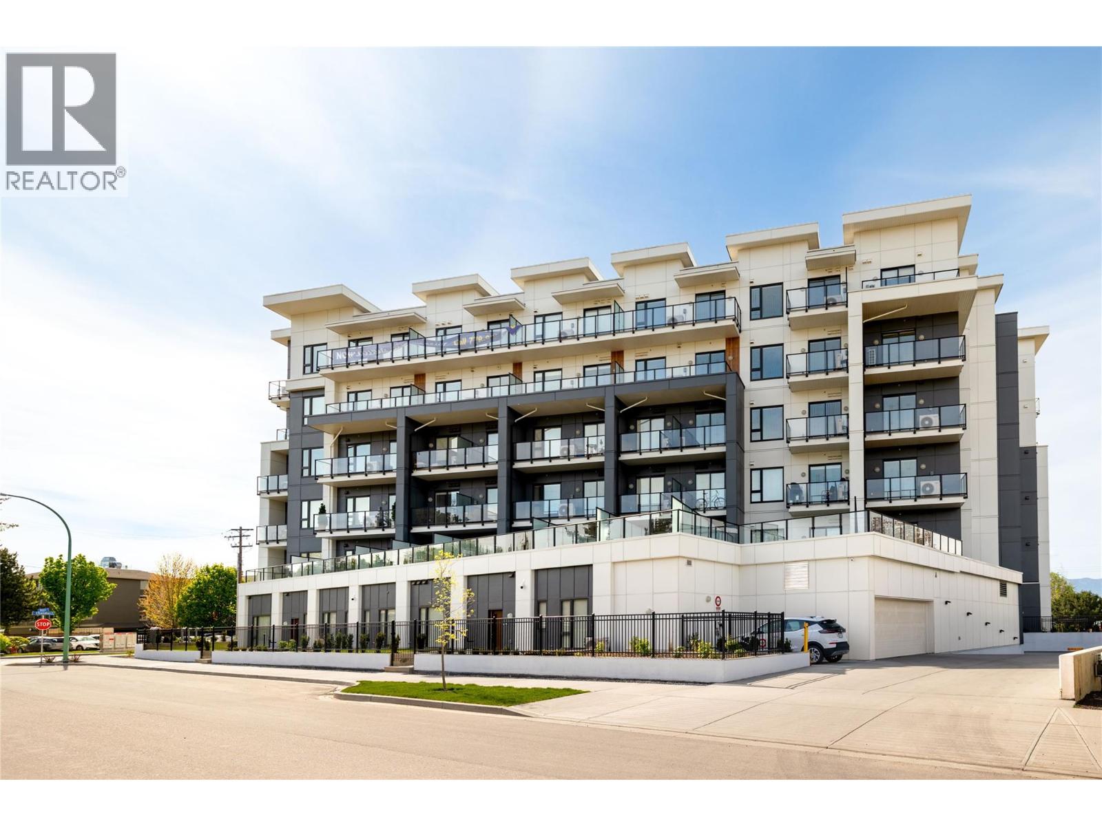1380 Pridham Avenue Unit# 415