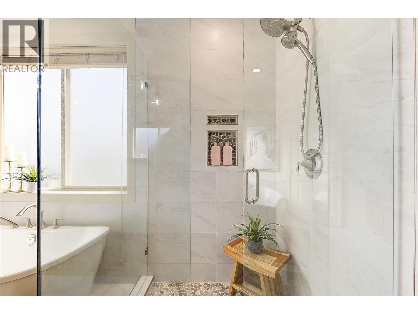 2546 Hedgestone Drive