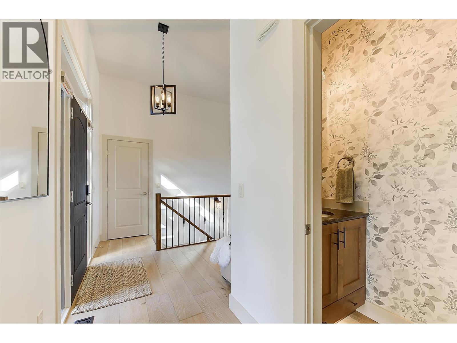 2546 Hedgestone Drive