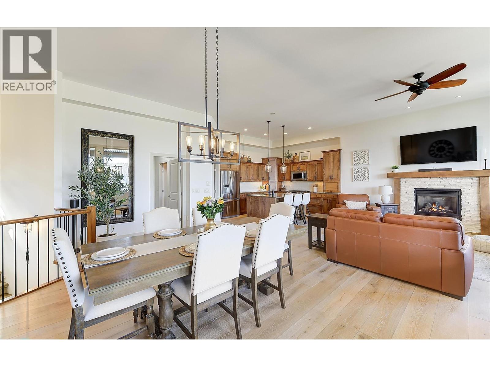 2546 Hedgestone Drive